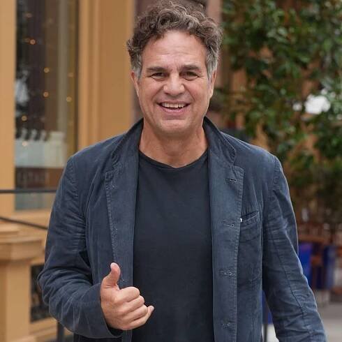 Mark Ruffalo was seen arriving on location for the romantic comedy "Good Sex."