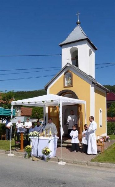 Poutní mše svatá u kapličky 12.06.2022 6