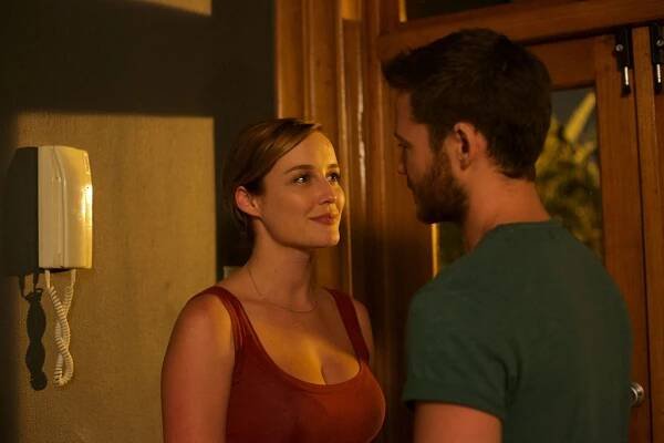 Sarah Dumont - Serpent - Z filmu