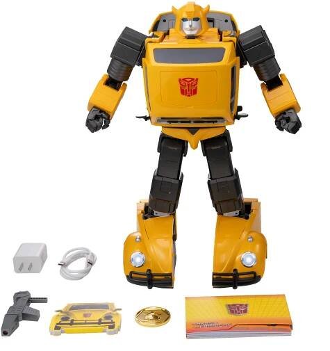 Toy News: Hasbro, Robosen, and Volkswagen Debut TRANSFORMERS Bumblebee Auto-Converting Robot | Ben's World of Transformers