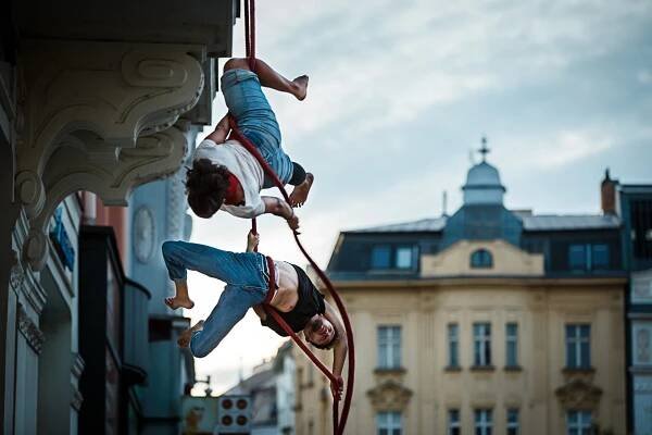 Kamil Hauptmann3 - CIRQUEON