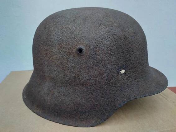 NĚMECKÁ HELMA M42 - ORIGINÁL  WEHRMACHT , LUFTWAFFE, SS - Vojenské sběratelské předměty