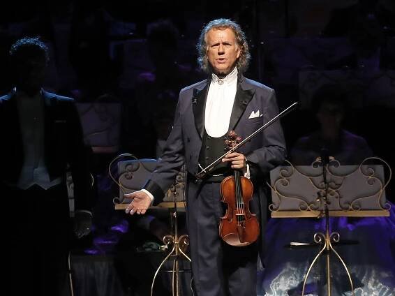 OBRAZEM: André Rieu potěšil české milovníky vážné hudby