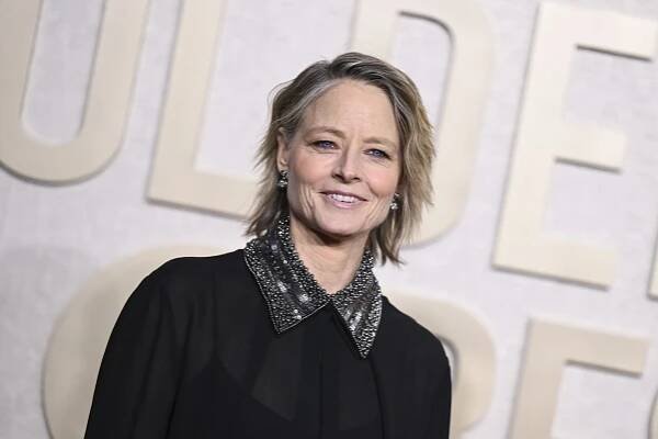 Jodie Foster says Gen Z are ‘really annoying’ to work with because they don’t use proper grammar and turn up for work at 10:30 a.m.