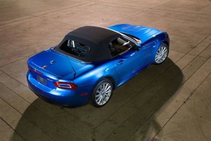 2016 Fiat 124 Spider pricing and specification revealed