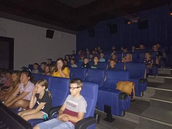 Kino Svět Valašské Klobouky - Oficiální stránky ZŠ MŠ Újezd