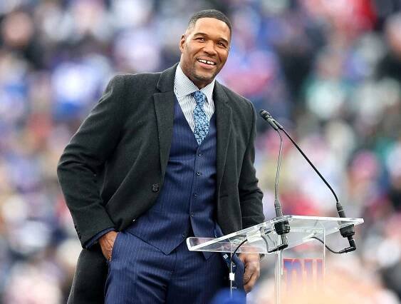 New York Giants Retire Michael Strahan's Jersey Number: 'I Never Dreamed of This'