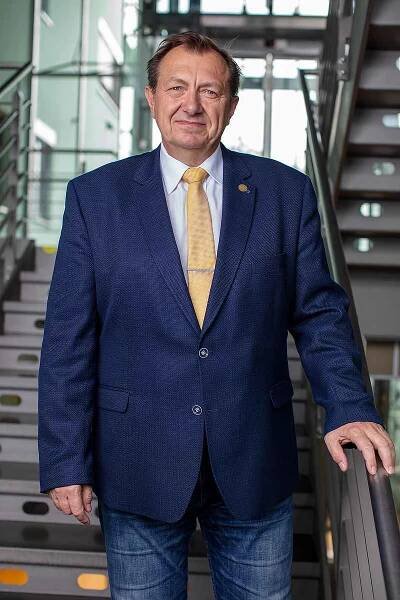 Profesor Jan Mareš se stal novým rektorem Mendelovy univerzity.