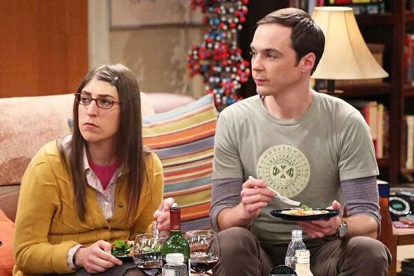 'Big Bang Theory' Alums Jim Parsons and Mayim Bialik to Reunite for Young Sheldon Series Finale