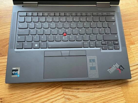 Lenovo ThinkPad X1 Yoga Gen 8 i5-1335U 16GB 256GB NVMe FHD+ PEN KLASA A LTE Model X1 Yoga Gen 8