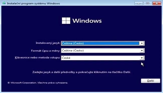 Úvodní instalační obrazovka Windows 11