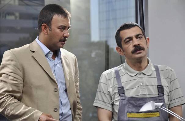 Kanal-i-zasyon - Z filmu - Hakan Yilmaz, Okan Bayülgen