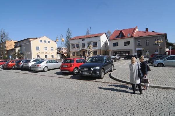 Gymnázium ve Frýdlantu? Dějepis a latinu profesora Skotnici pamatují mnozí