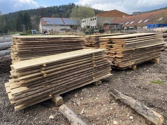 Truhlářství Roves – Výroba dřevěných eurooken, atypické okna, kastlové okna, interiérové nebo exteriérové dveře z masivu