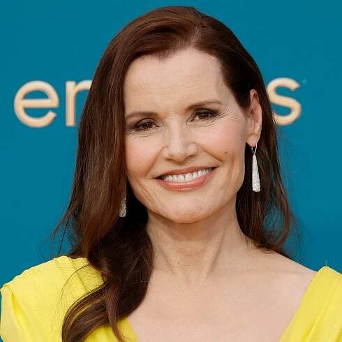 Geena Davis says she ‘struggles’ to accept she is beautiful