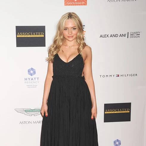 Gotham casts The Goldbergs star Natalie Alyn Lind as city debutante Silver St Cloud