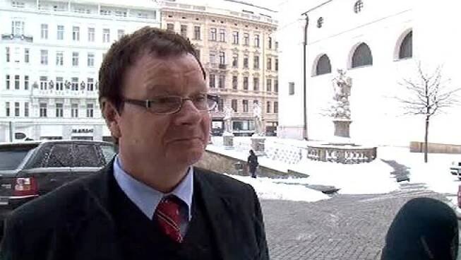 Exstarosta Kvapil opustil vazbu, trvá na nevině