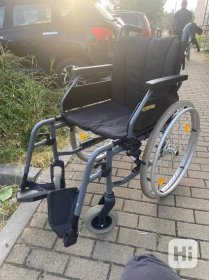 Skládací invalidní vozík - foto 1