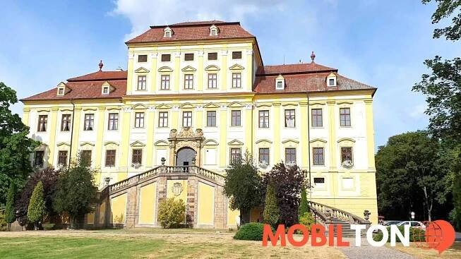 Zámek Červený Hrádek - Jirkov - kulturní centrum v jirkov