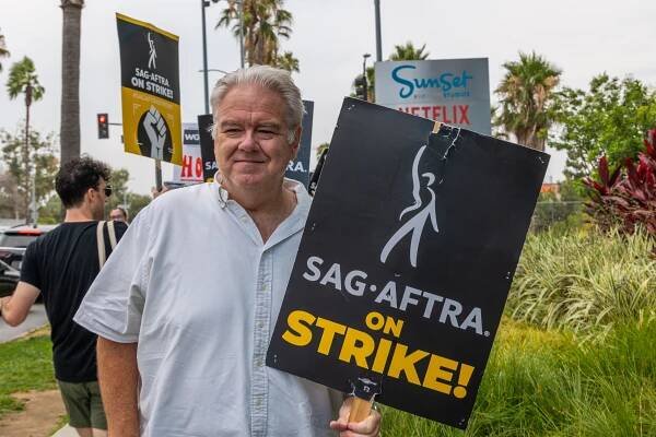 Actor Jim O'Heir on the SAG-AFTRA picket line in LA in August.