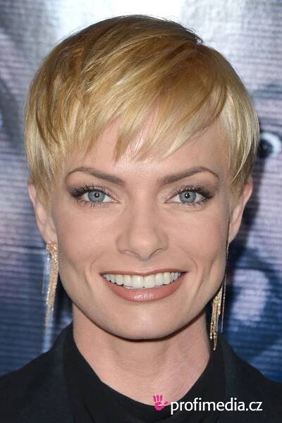Jaime Pressly - celebrity účes - HappyHair