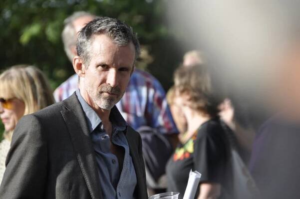 Ulrich Matthes beim Sommerfest im LCB am Wannsee | Foto: Thomas Hummitzsch