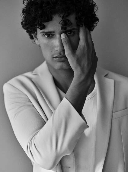 Finn - Etoile Models