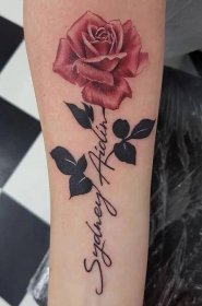 Лучшие идеи дизайна татуировки — татуировка розы с именем
