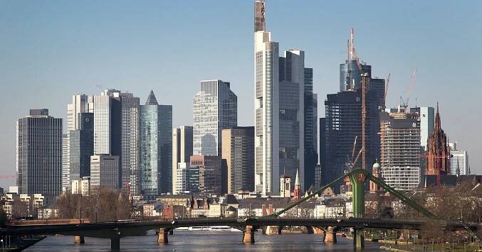 EuroTour 2024 - Frankfurt: Finanční centrum plné kontrastů