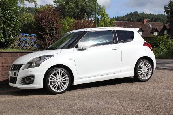 Suzuki Swift IV