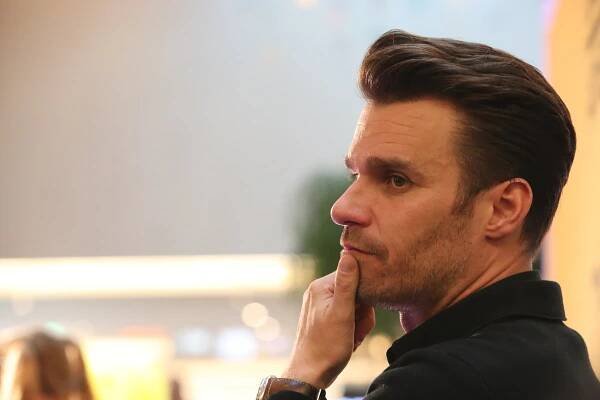 Leoš Mareš bude potřetí tátou! Manželka Monika je v pátém měsíci