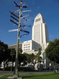 Soubor:Los Angeles City Hall with sister cities 2006.jpg – Multimediaexpo.cz