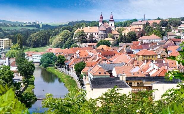 Třebíč 1 km od aquaparku v Hotelu Joseph 1699 **** se snídaní a historickou prohlídkou + domácí welcome drink