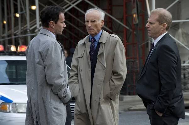 Ve službách FBI - Volný pád - Z filmu - Tim DeKay, James Rebhorn