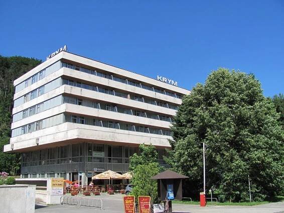 Lázně Trenčianské Teplice - ubytování, pobyty, počasí, info, wellness, procedury, prameny