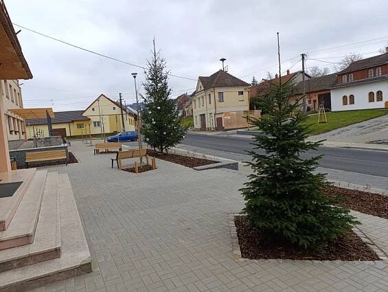 Revitalizace centra obce - Oficiální stránky obce Bystřice pod Lopeníkem