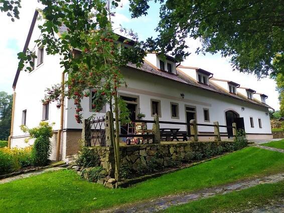 Poptávám: výměnu poplastovaných okapů | ePoptávka.cz