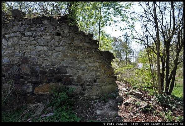 Dolní Bělá – fotografie / hrady-zriceniny.cz