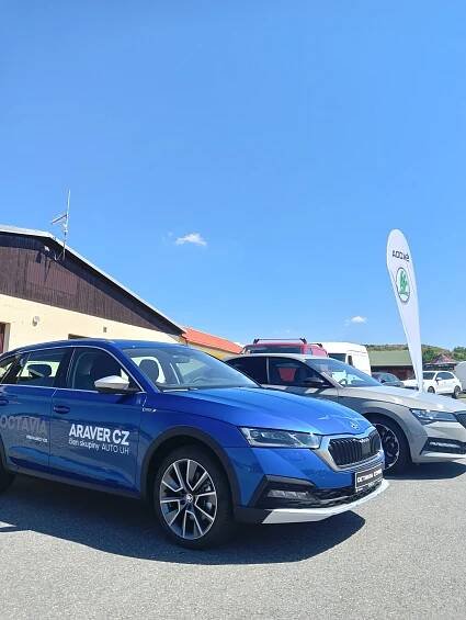 Mistrovství v ČR v kartingu s AUTO UH a ŠKODOU • AUTO UH