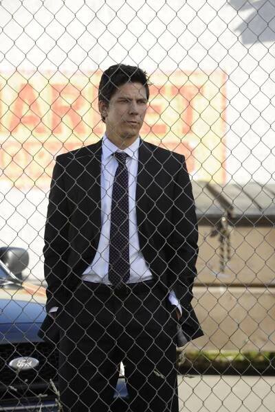 Kauzy podle Kate - Priceless - Z filmu - Michael Trucco