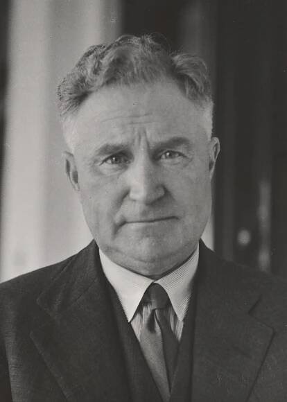 Earle Page - Wikipedia