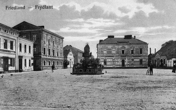 Frýdlant nad Ostravicí, náměstí; 1912 (sbírka Jiřího Fiedlera).