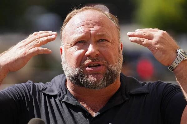 The Truth vs. Alex Jones: How the DSHEA of 1994 gave conspiracy mongers the means to fund their empires