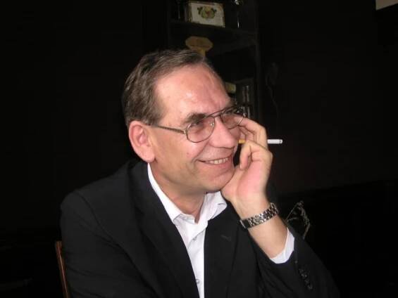 Lékař | Bubínek Revolveru