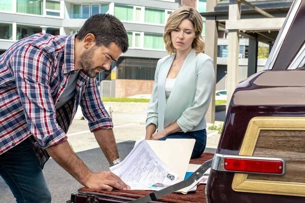 Jesse Metcalfe, Sarah Lind - Záhady na ostrově: Lodě ve větru - Z filmu