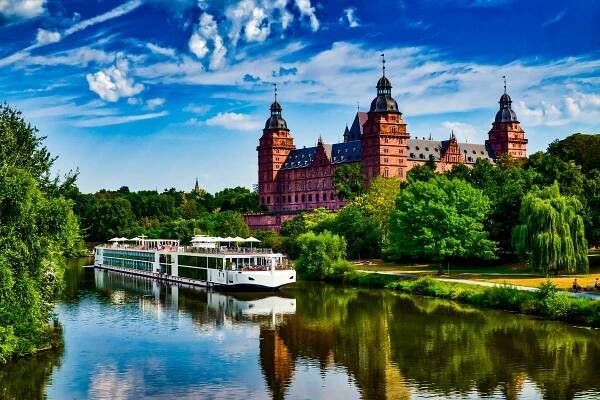 10 Ways a River Cruise Is Different From an Ocean Cruise