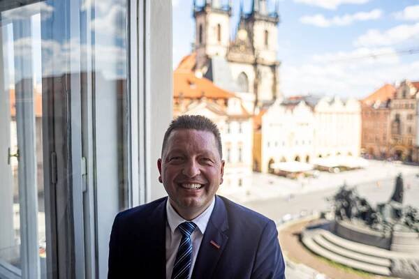 Radim Sršeň: Sociální dávky pro uprchlíky bych svázal s jejich místem pobytu