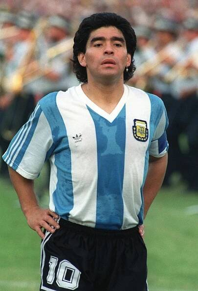 FOTO: Diego Maradona jako mladý. – stránka 26