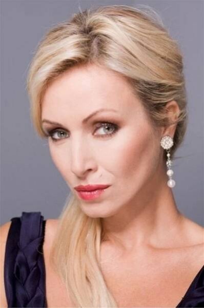 Kateřina Brožová povýšila na moderátorku, provede hodným bulvárem