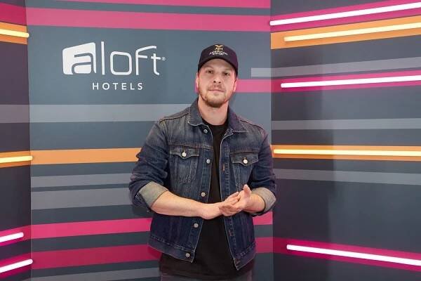 Gavin DeGraw 'Overwhelmed' After Losing His Mother to Pancreatic Cancer